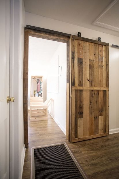 Pallet Sliding Door